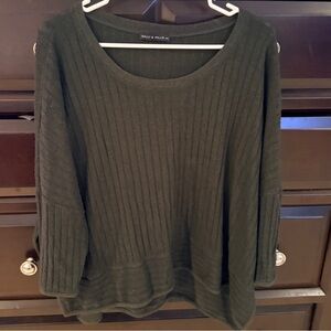 [Nally & Millie] top